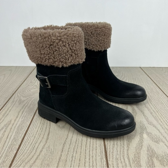 UGG Women's Harrison UGGplush Cuff Buckle Detailed Boots US6 Black $170 - Picture 1 of 8